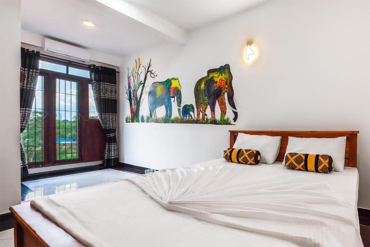Gold Crown Residence Dambulla Luaran gambar